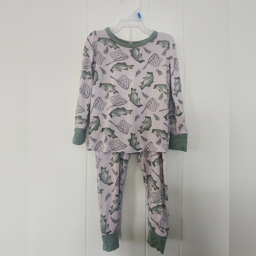 Caden Lane Bass Buddies Two Piece Pajama set 18-24mos